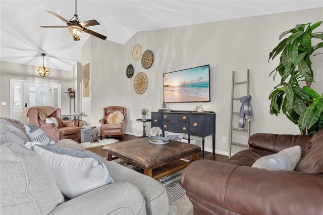 8820 SPYGLASS LOOP, Clermont, FL 34711