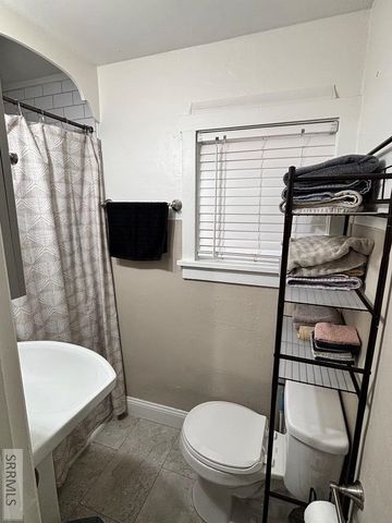 692 Lomax Street, Idaho Falls, ID 83401