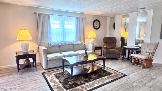 5526 Miles Standish LN, North Fort Myers, FL 33917
