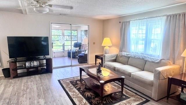 5526 Miles Standish LN, North Fort Myers, FL 33917