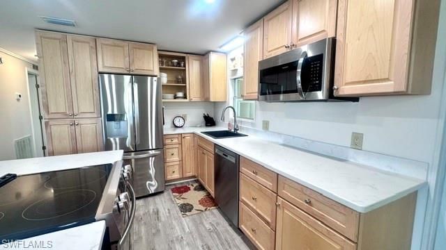 5526 Miles Standish LN, North Fort Myers, FL 33917
