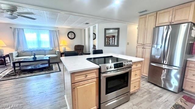5526 Miles Standish LN, North Fort Myers, FL 33917