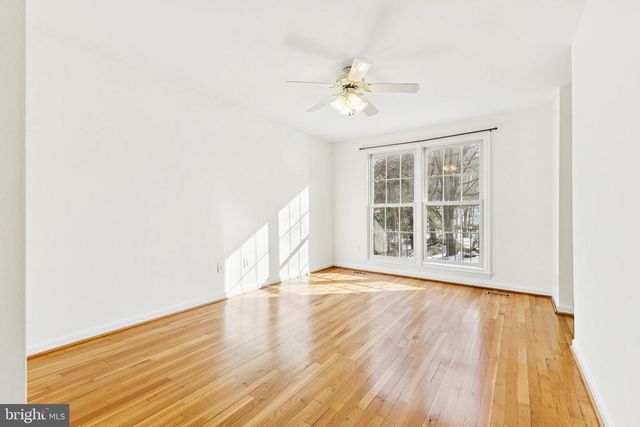 9896 CARDINAL, Fairfax, VA 22030
