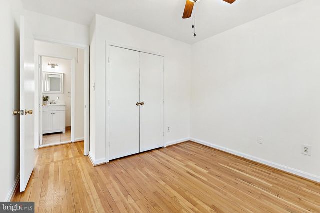 9896 CARDINAL, Fairfax, VA 22030