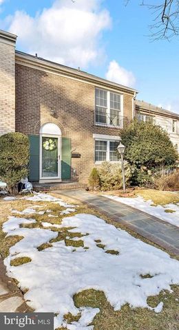 9896 CARDINAL, Fairfax, VA 22030