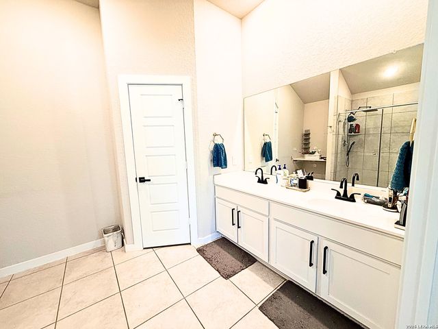 2018 Reserve Way, New Braunfels, TX 78130