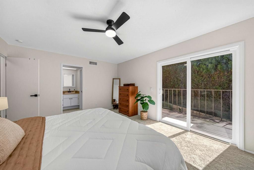 Image 16 of property listing at 2944 Cottingham St, Oceanside, CA 92054