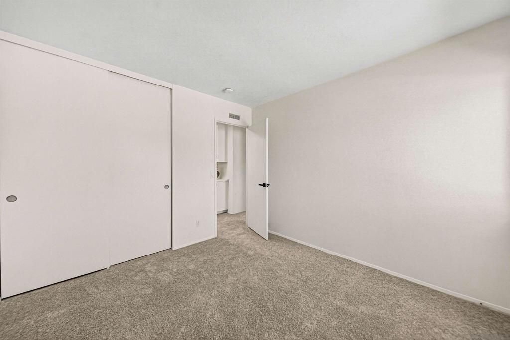 Image 22 of property listing at 2944 Cottingham St, Oceanside, CA 92054
