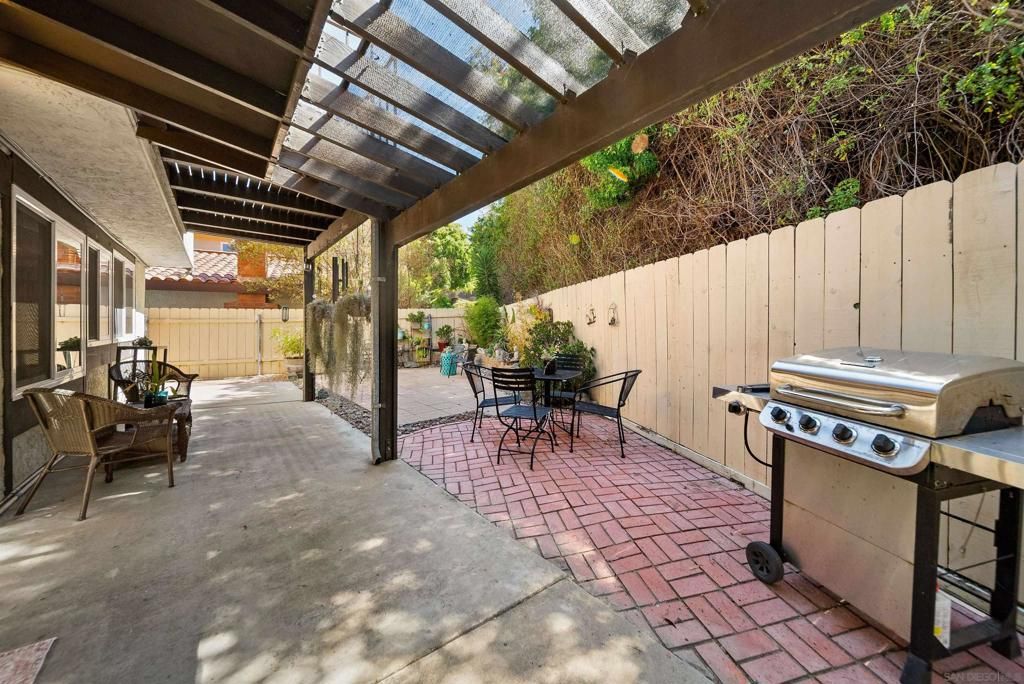 Image 27 of property listing at 2944 Cottingham St, Oceanside, CA 92054