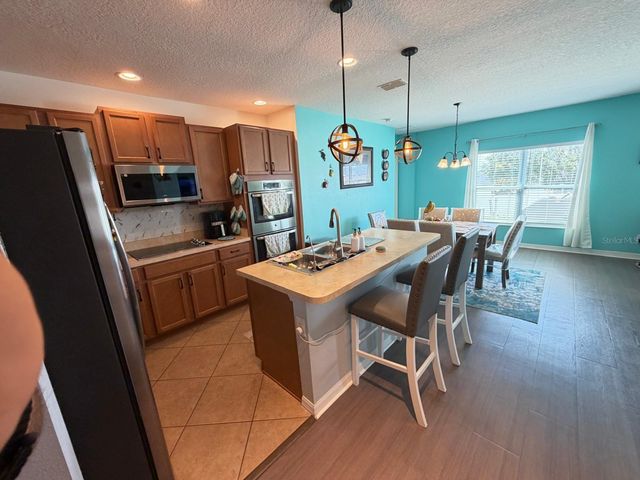 272 SPARROW HAWK DRIVE, Groveland, FL 34736