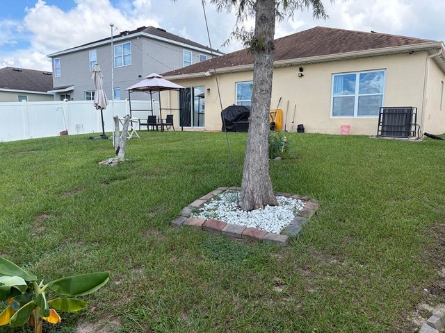 272 SPARROW HAWK DRIVE, Groveland, FL 34736