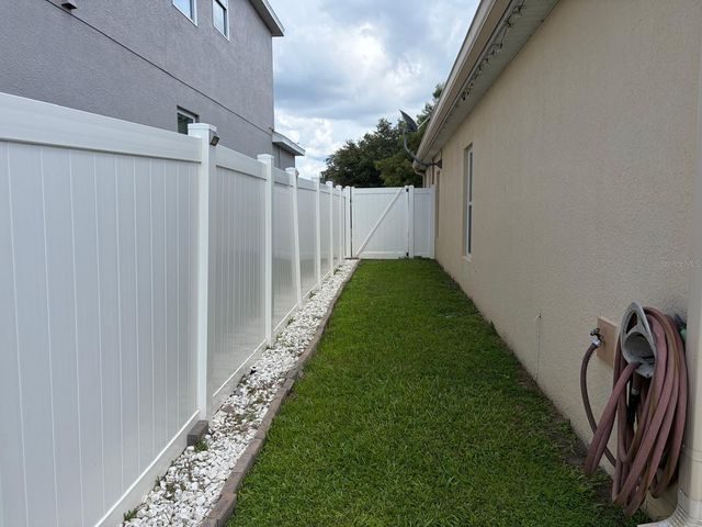 272 SPARROW HAWK DRIVE, Groveland, FL 34736