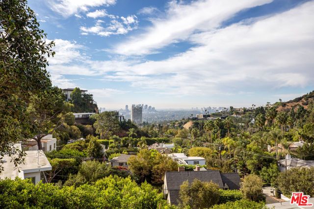 1517 Oriole Lane, Los Angeles, CA 90069