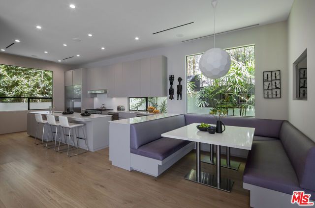 1517 Oriole Lane, Los Angeles, CA 90069