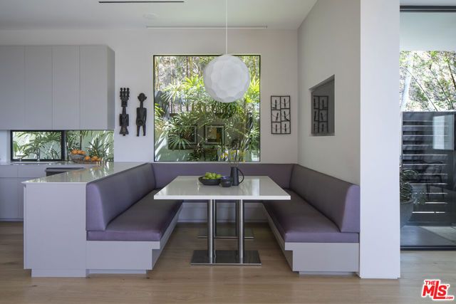 1517 Oriole Lane, Los Angeles, CA 90069