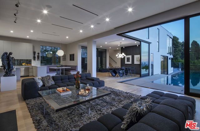1517 Oriole Lane, Los Angeles, CA 90069