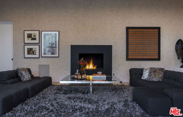 1517 Oriole Lane, Los Angeles, CA 90069
