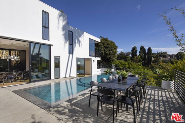 1517 Oriole Lane, Los Angeles, CA 90069