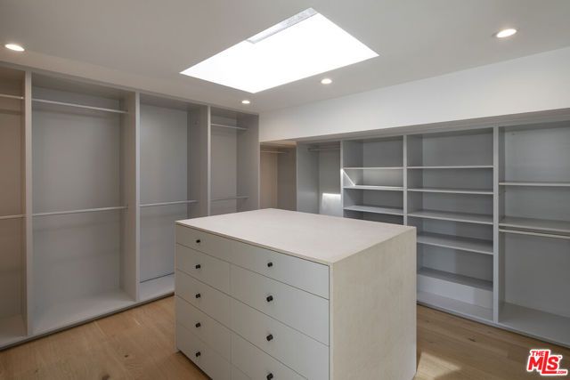 1517 Oriole Lane, Los Angeles, CA 90069