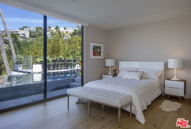 1517 Oriole Lane, Los Angeles, CA 90069