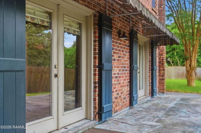 24 Audubon Oaks Boulevard, Lafayette, LA 70506