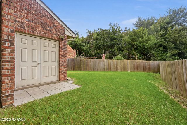 24 Audubon Oaks Boulevard, Lafayette, LA 70506