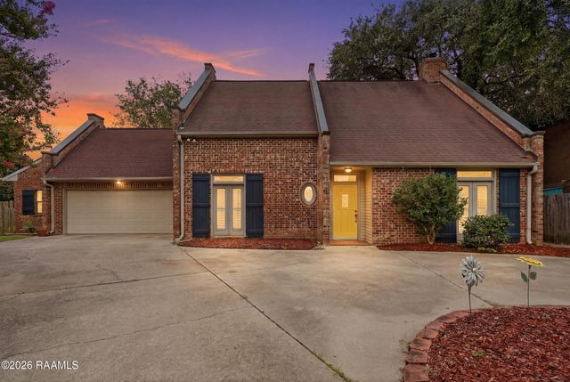 24 Audubon Oaks Boulevard, Lafayette, LA 70506