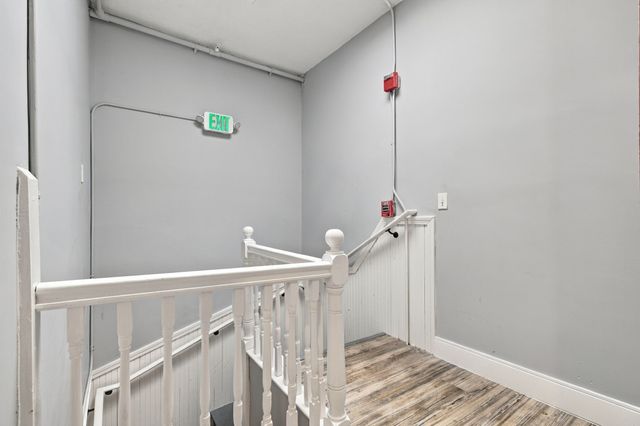 1 Beacon St 3R, Somerville, MA 02143
