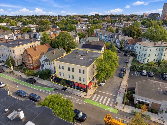 1 Beacon St 3R, Somerville, MA 02143