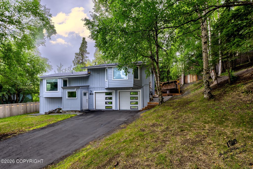 4341 Edinburgh Drive, Anchorage, AK 99502