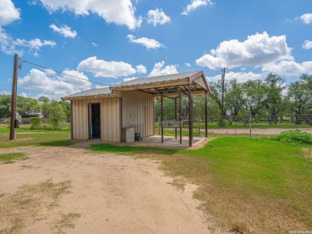 1935 E Fm 1518, St Hedwig, TX 78152