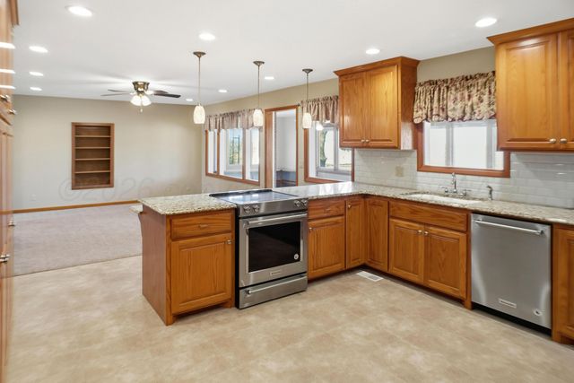 2495 Hwy 60, Friona, TX 79035