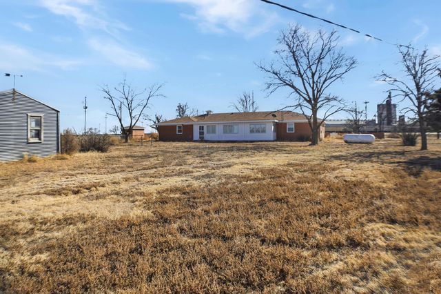 2495 Hwy 60, Friona, TX 79035