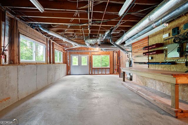 465 Willowbrook Drive SE, Smyrna, GA 30082