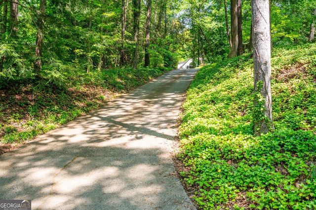 465 Willowbrook Drive SE, Smyrna, GA 30082