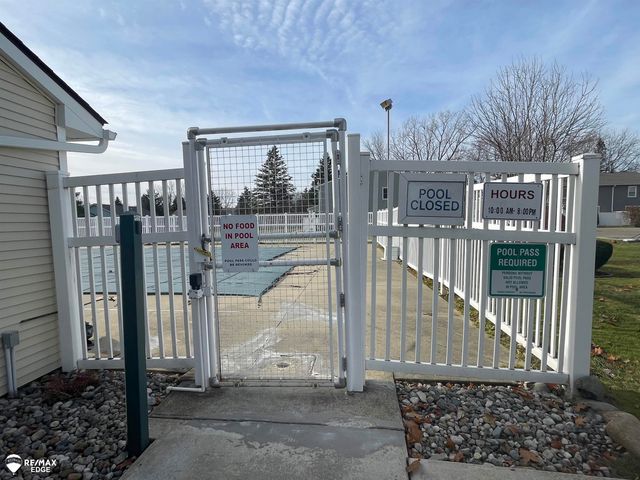 9469 Parkwood North Drive, Davison, MI 48423