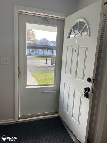 9469 Parkwood North Drive, Davison, MI 48423