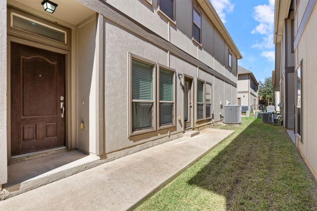 8812 Papa Trail, Mckinney, TX 75070