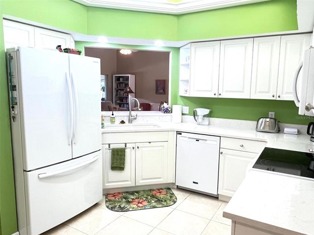 6854 FAIRVIEW TERRACE 6854, Bradenton, FL 34203
