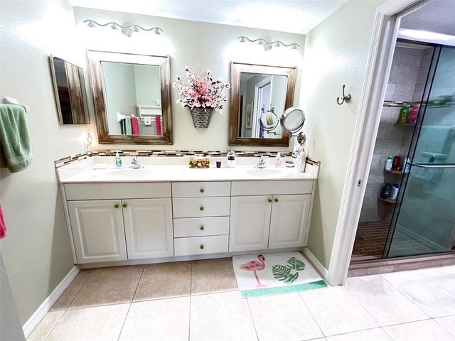 6854 FAIRVIEW TERRACE 6854, Bradenton, FL 34203