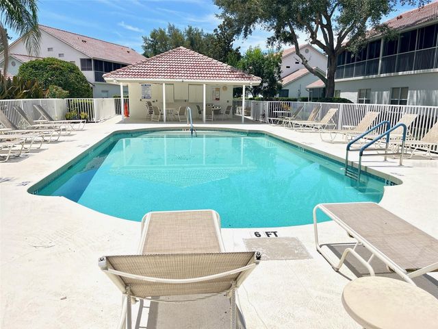 6854 FAIRVIEW TERRACE 6854, Bradenton, FL 34203