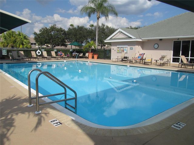 6854 FAIRVIEW TERRACE 6854, Bradenton, FL 34203