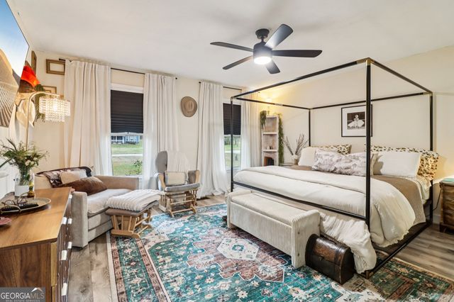 230 Aspen Lake Drive W, Newnan, GA 30263