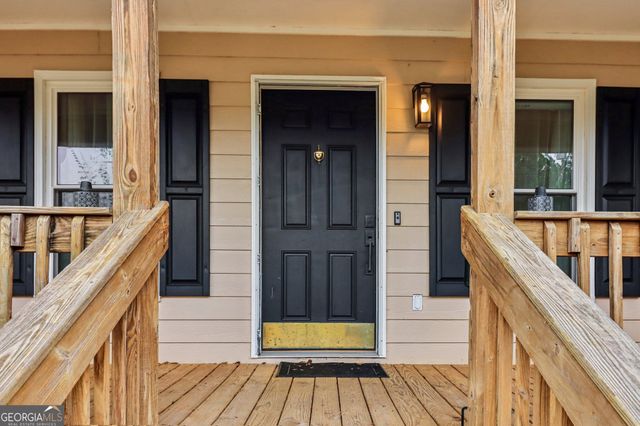 230 Aspen Lake Drive W, Newnan, GA 30263