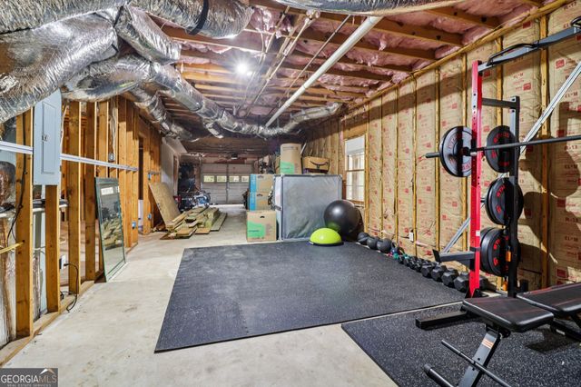 230 Aspen Lake Drive W, Newnan, GA 30263