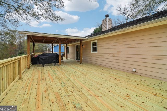 230 Aspen Lake Drive W, Newnan, GA 30263