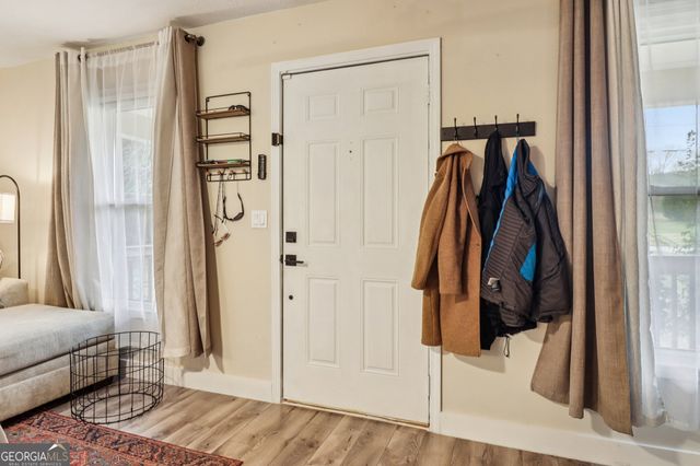 230 Aspen Lake Drive W, Newnan, GA 30263