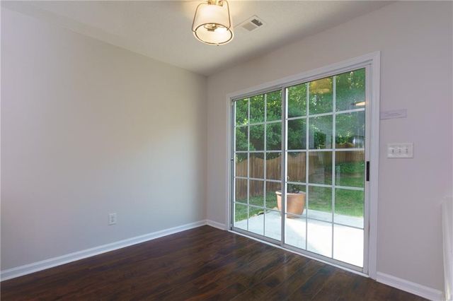 306 Burdock Trace, Woodstock, GA 30188