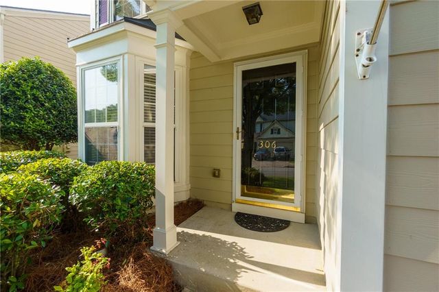 306 Burdock Trace, Woodstock, GA 30188