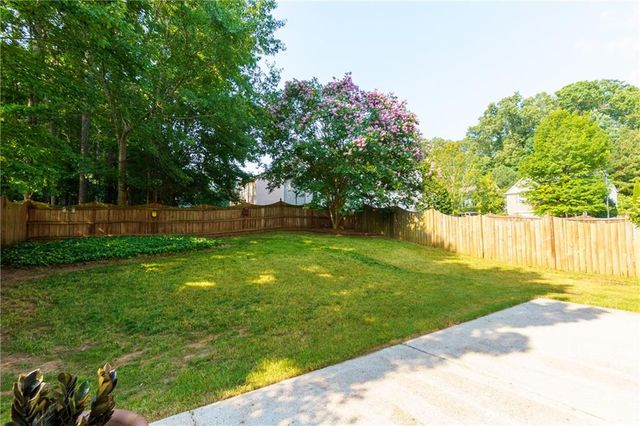 306 Burdock Trace, Woodstock, GA 30188